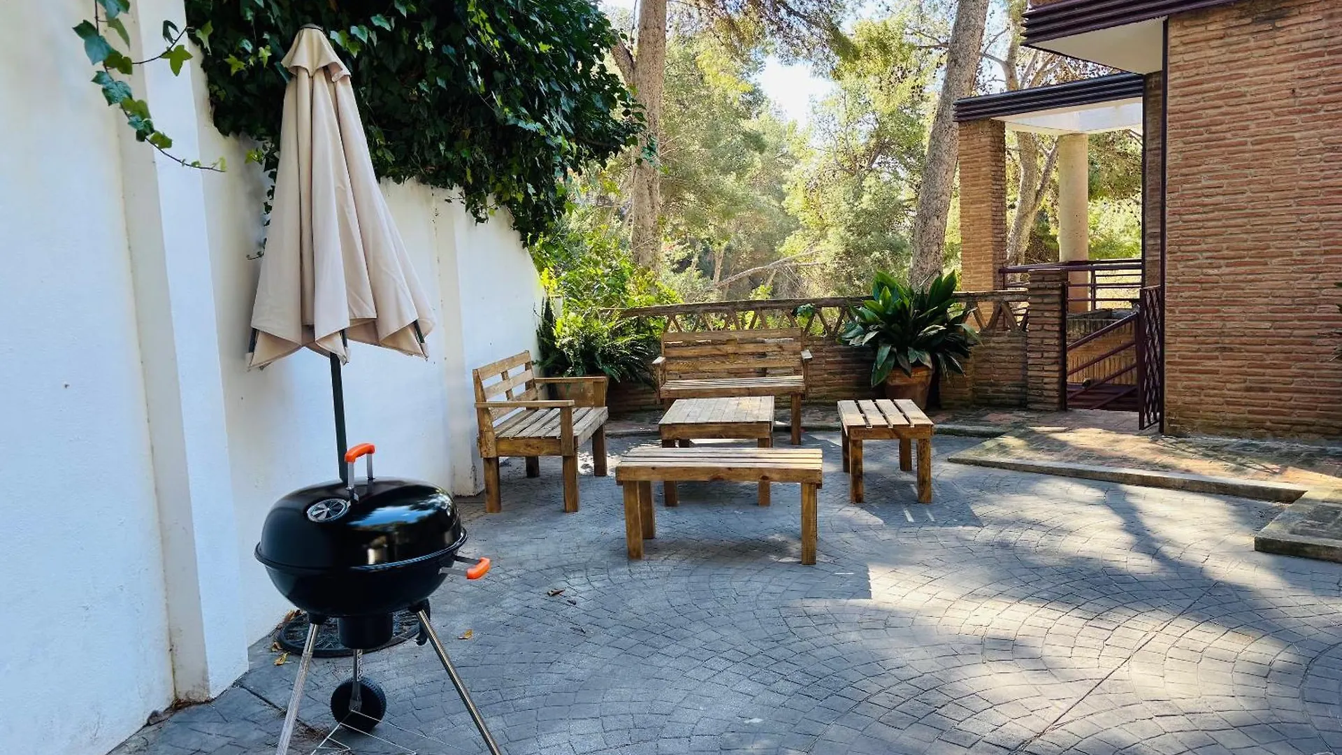 Villa Oasis Pinares De San Anton -Pool, Sea, Near Malaga City Center-