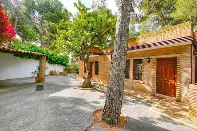 Villa Oasis Pinares De San Anton -Pool, Sea, Near Malaga City Center-